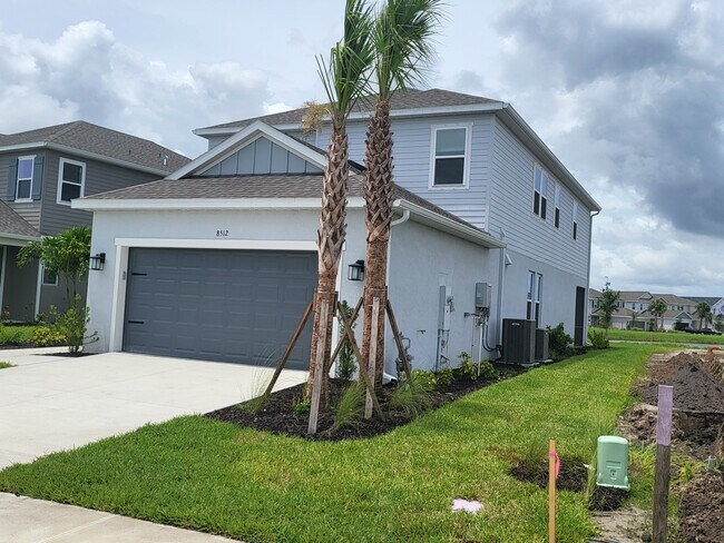 Photo - 8512 Snowfall St