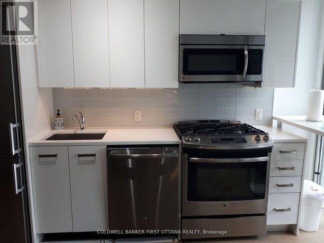 Photo - 224 Lyon St. N Unité 1008