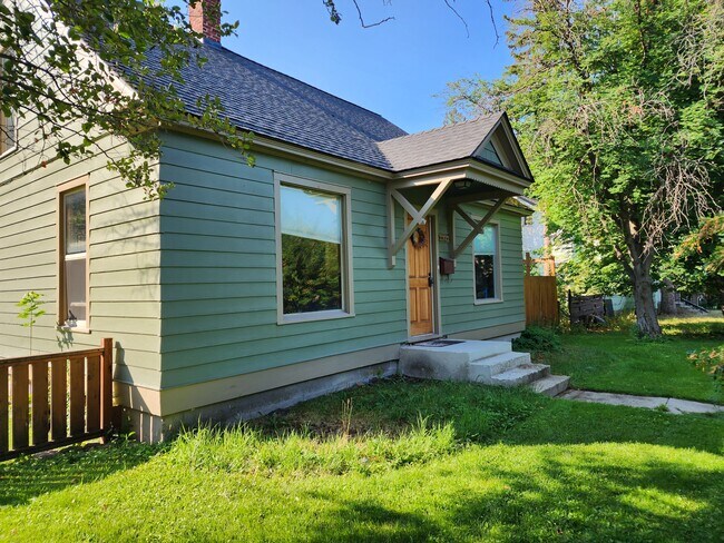 Photo - 1342 Van Buren St House