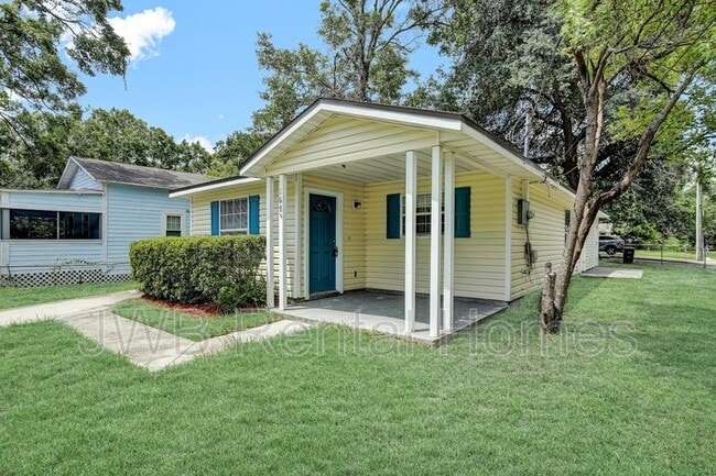 Building Photo - 1675 W 1st St Rental