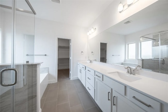 Photo - 2420 Bernham Dr