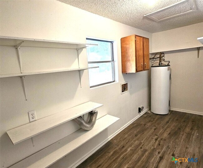 Building Photo - 105 Santa Clara St