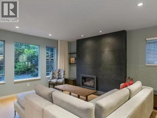 Photo - 4533 W 16th Ave