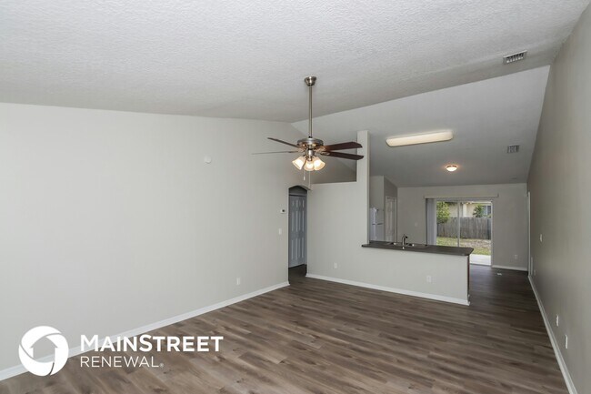 Photo - 1306 Alcazar St SE