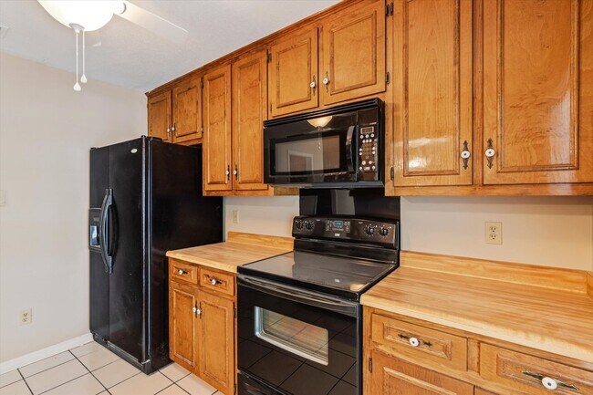 Photo - 270 Hillcrest Rd