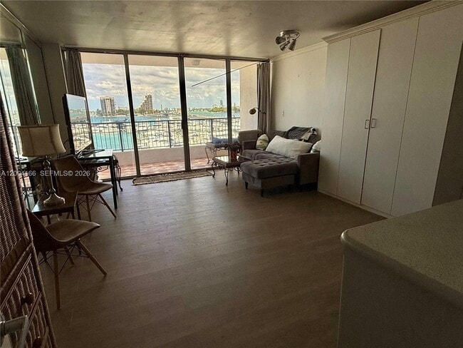 Photo - 555 NE 15th St Unit 420