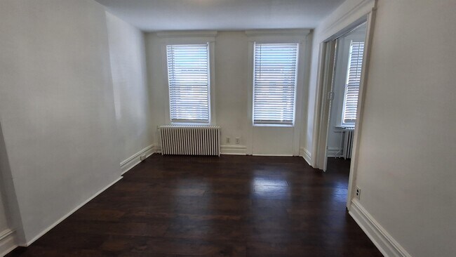 Photo - 117 57th St Unit 2