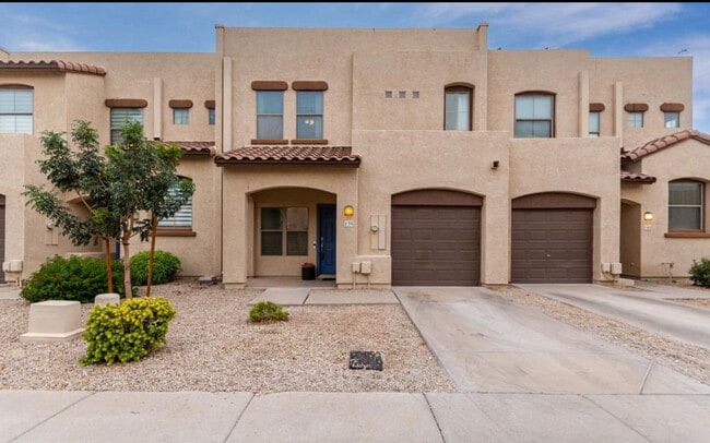 Photo - 1886 E Don Carlos Ave