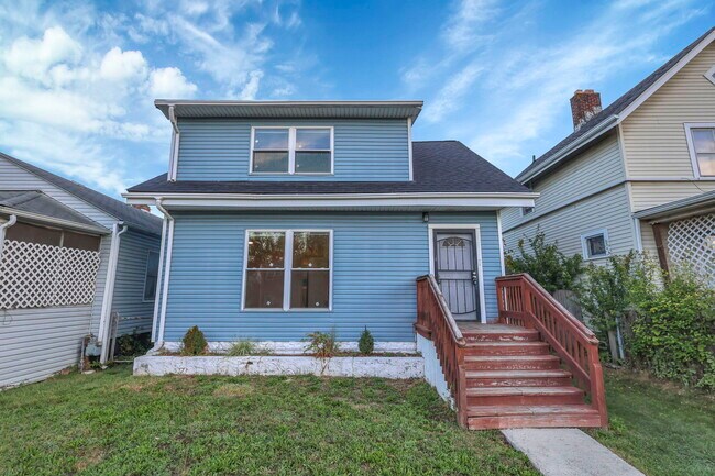 Photo - 908 E 12th Ave