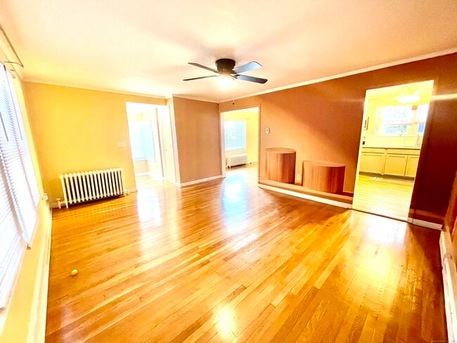Photo - 55 Bronx Ave