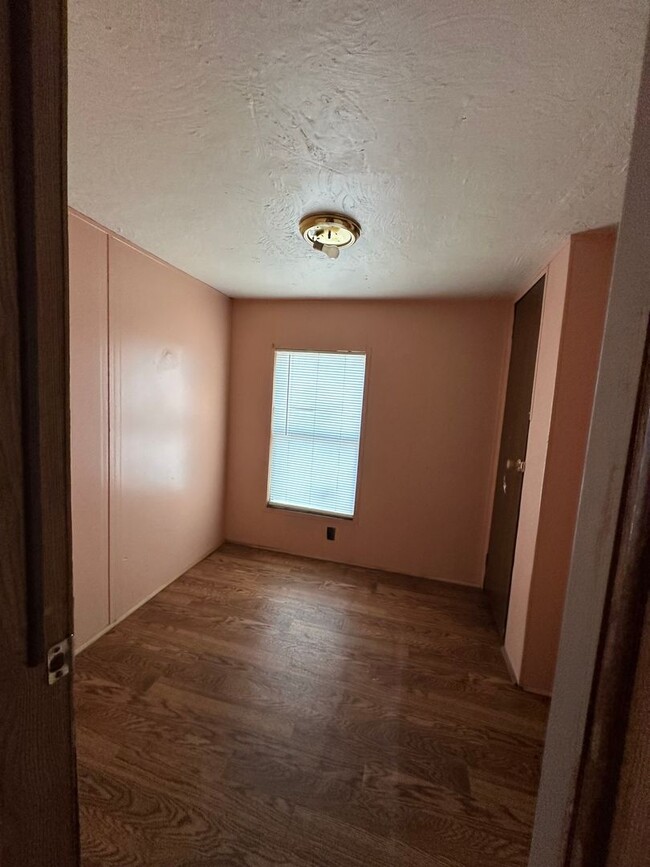 Photo - Rent this 2 Bedroom, 1 Bath home in Aiken!