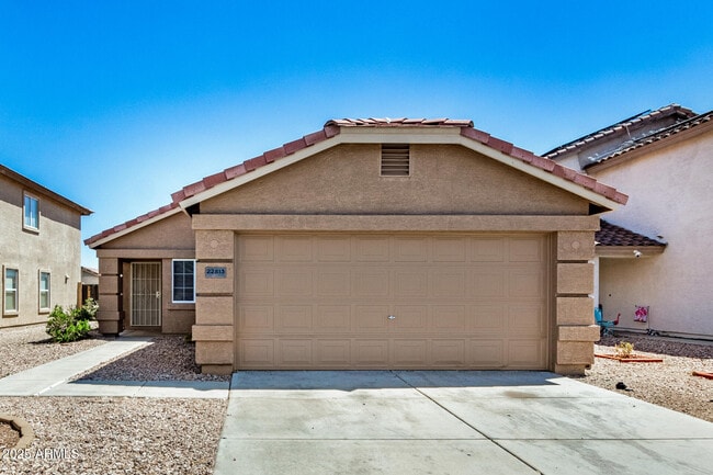Building Photo - 22813 W Gardenia Dr Rental