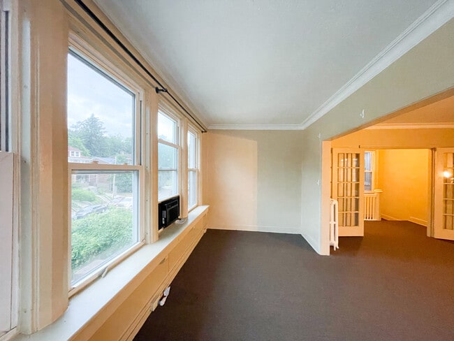 Photo - 3563 Beechwood Blvd