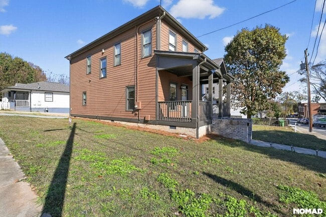 Photo - 237 Crumley St SW