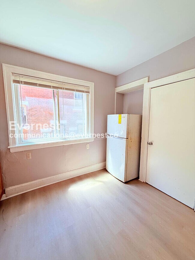 Photo - 2302 Hazelwood St Unit 1