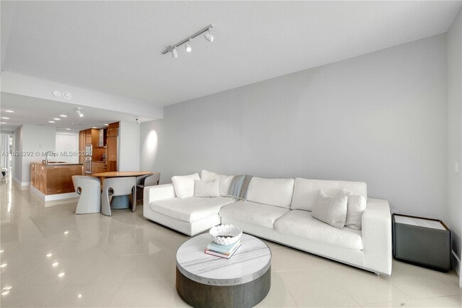 Photo - 3801 Collins Ave Unit 704