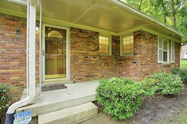 Photo - Beautiful 4-bedroom, 3-bathroom home located in the highly desirable Crieve Hall area!