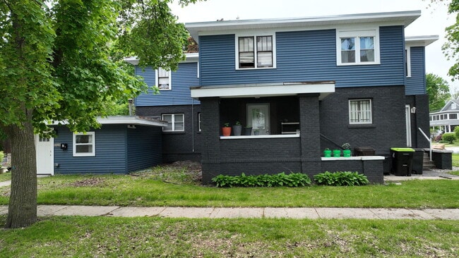 Photo - 602 Townsend St House Unit 7
