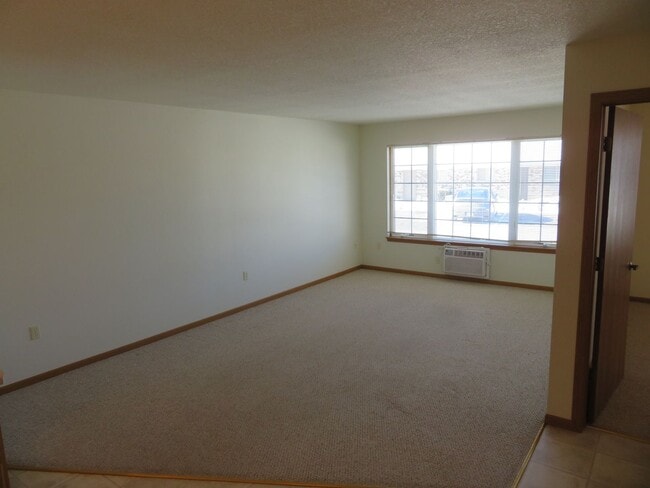 Photo - 612 W State St Unit 612 Apt#3