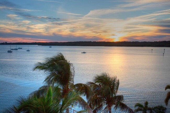 Photo - 8800 Bay Pines Blvd Unidad 312