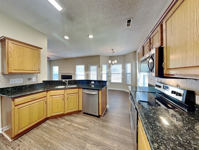 Photo - 6909 Weirton Pl