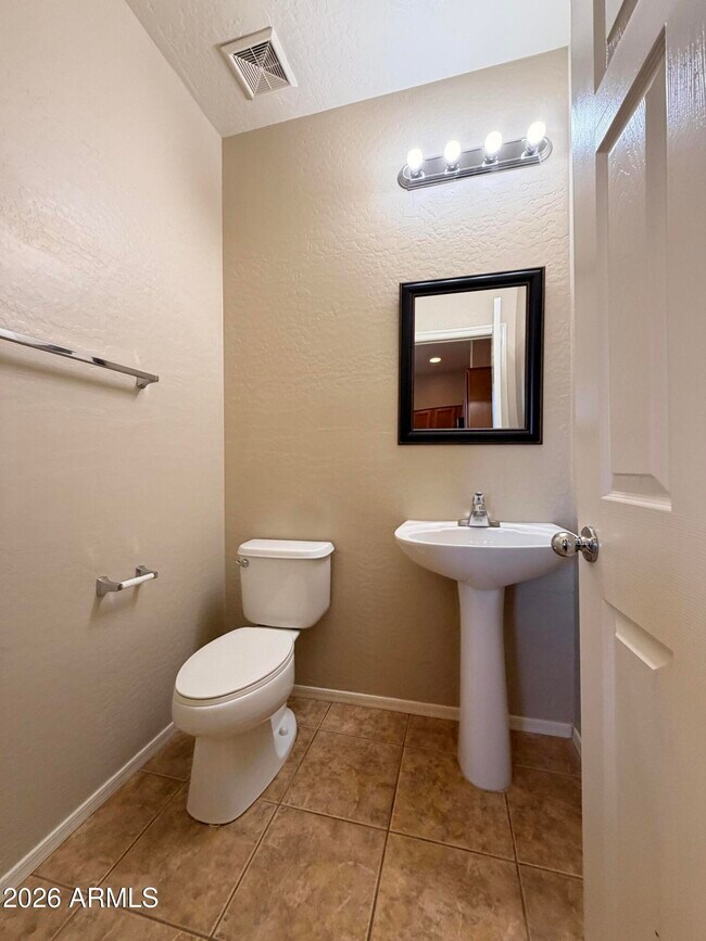 Photo - 42424 N Gavilan Peak Pkwy