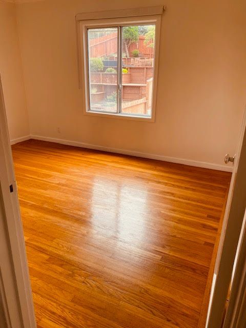 Building Photo - 550 43rd Ave Rental