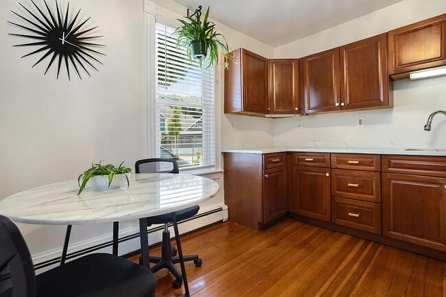 Photo - 401 Cabot St