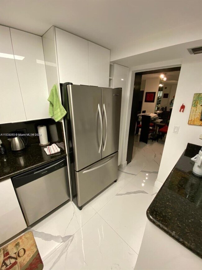 Photo - 3675 N Country Club Dr