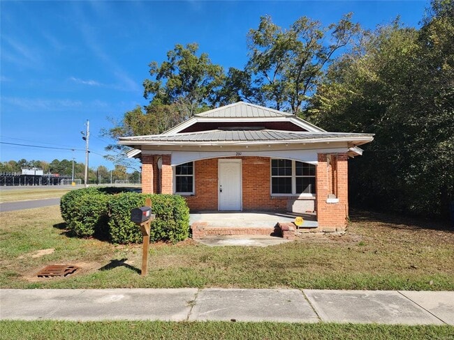 Photo - 210 W Osceola St