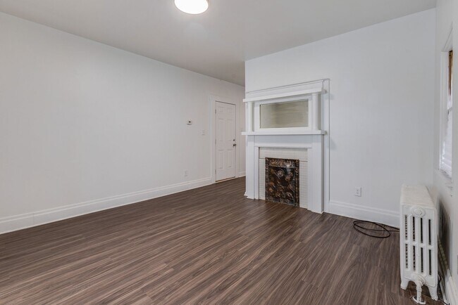 Photo - 17 Amanda St Unit Flr 1