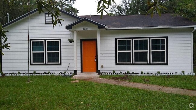 Building Photo - 1285 Alberta St Rental