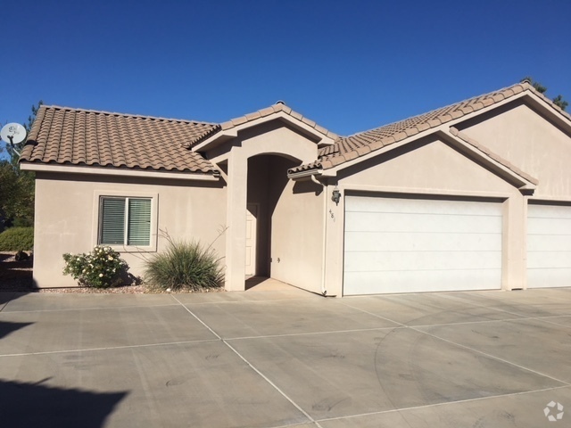 Building Photo - Grand Legacy Near Sky Mountain Golf Course Rental