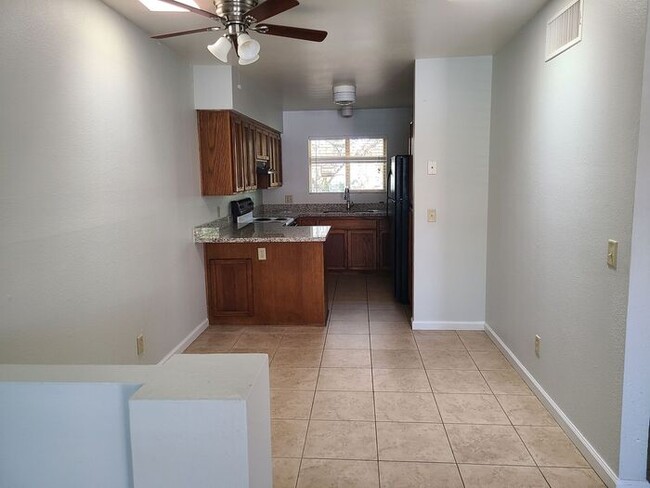 Photo - 2831 N Estrella Ave