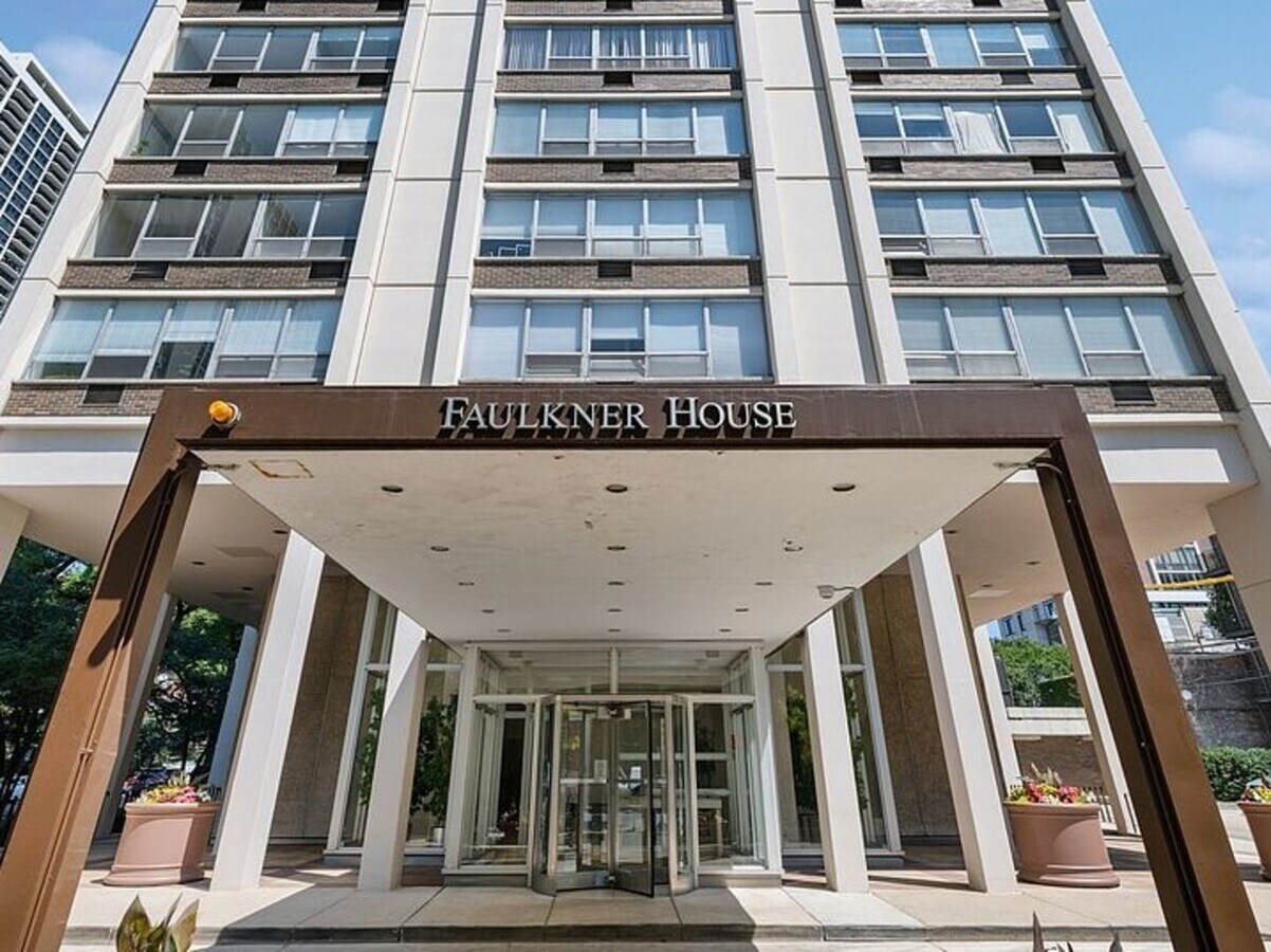 Photo - 70 W Burton Pl Unidad 2901