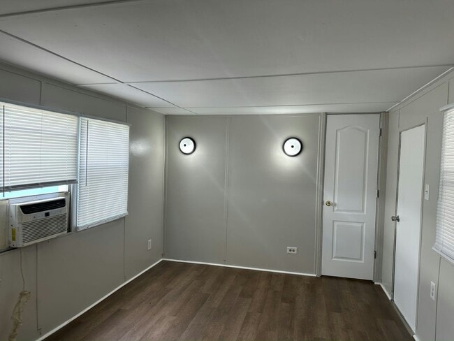 Photo - 2245 New Tampa Hwy