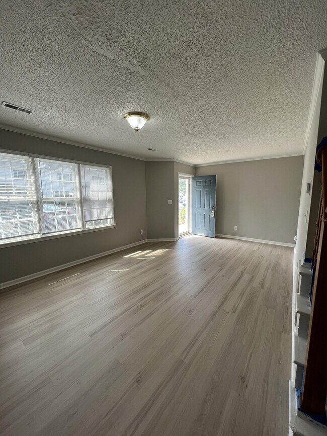 Photo - 3804 Sterling Pointe Dr