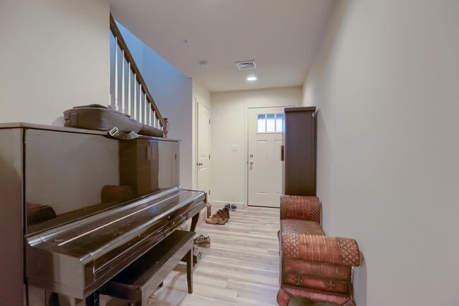 Photo - Fully Furnished 3 bedroom townhome