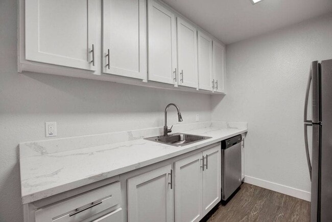 Photo - The Hawthorne