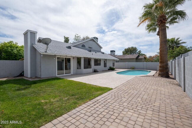 Photo - 1436 E Kent Ave