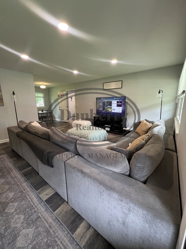 Photo - 6051 Graystone Dr
