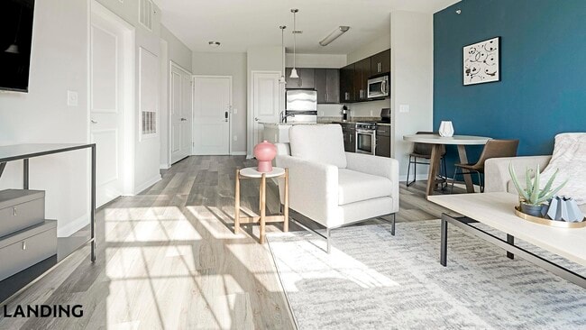 Photo - 302 Constitution Ave Unit B3-423