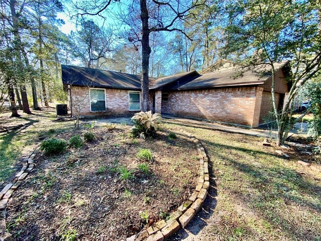 2 N Waxberry Rd