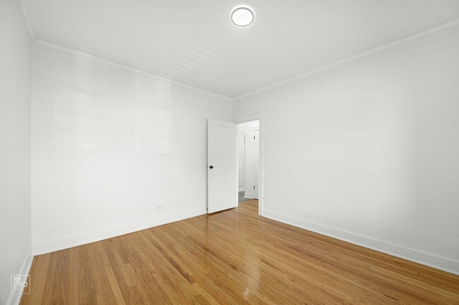 Photo - 8101 S Drexel Ave