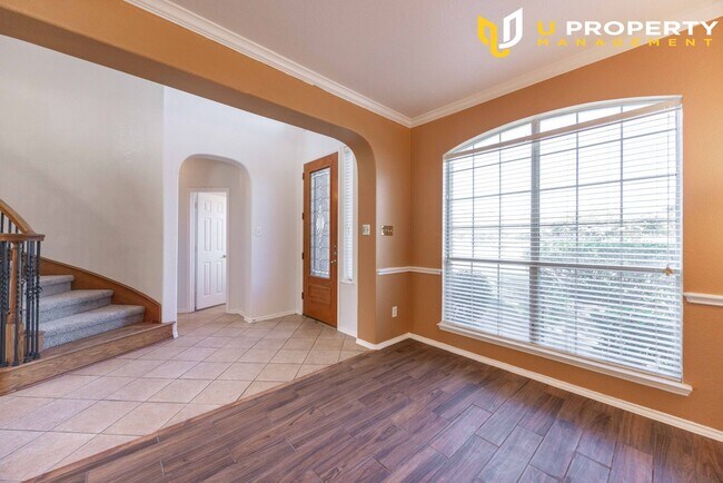 Photo - Large 2 story in desired Westridge golf co...