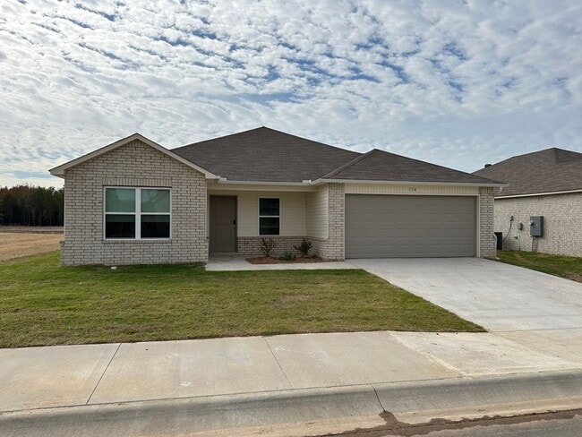 Photo - Comfort & Space Await — Pre-Leasing 4BR/2BA in Cypress Bend