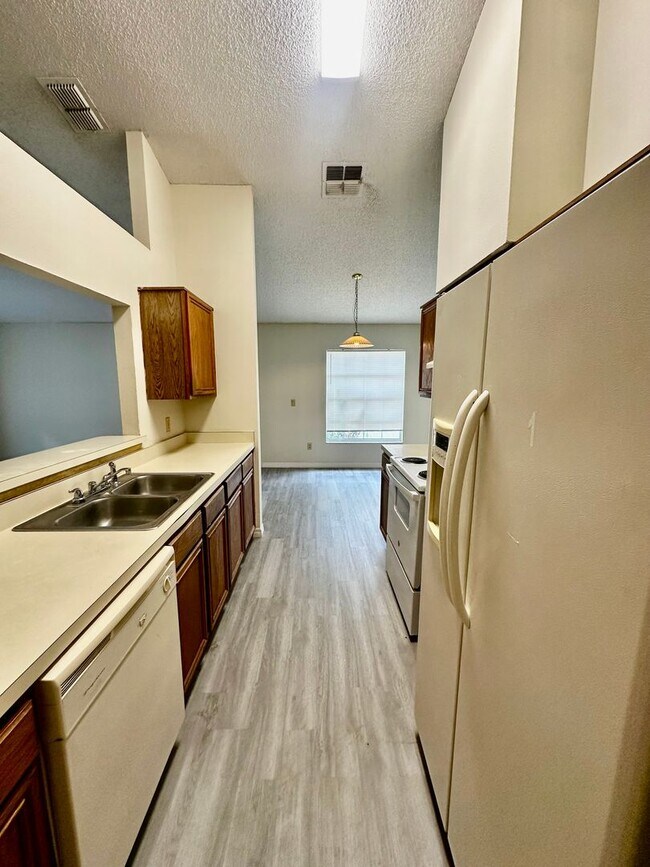 Photo - 3723 Narroline Dr