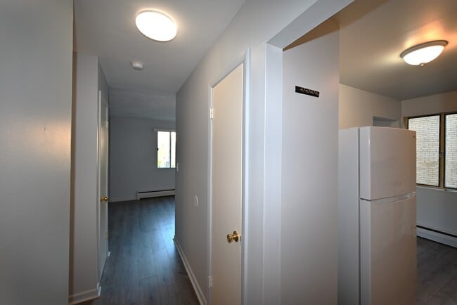 Photo - 142 Asbury Ave Unit 2E