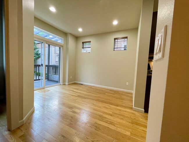 Photo - 17831 NE 95th Ct