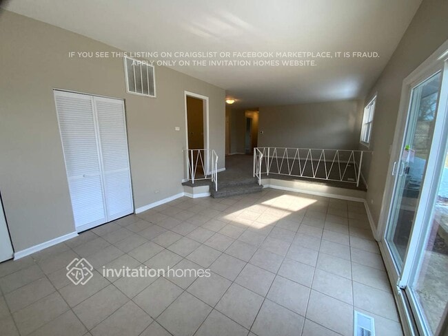 Photo - 906 E Sayles Dr